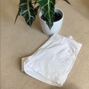 🦋 cute white high wasted shorts